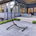 Crescent Single Swing Stand - Black