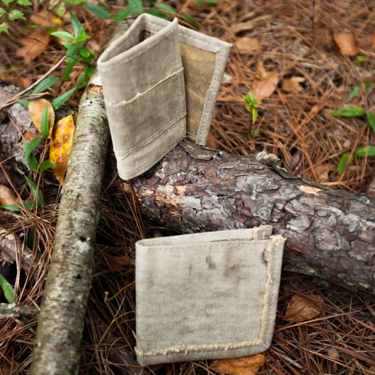 Bariri Bi-Fold Wallet